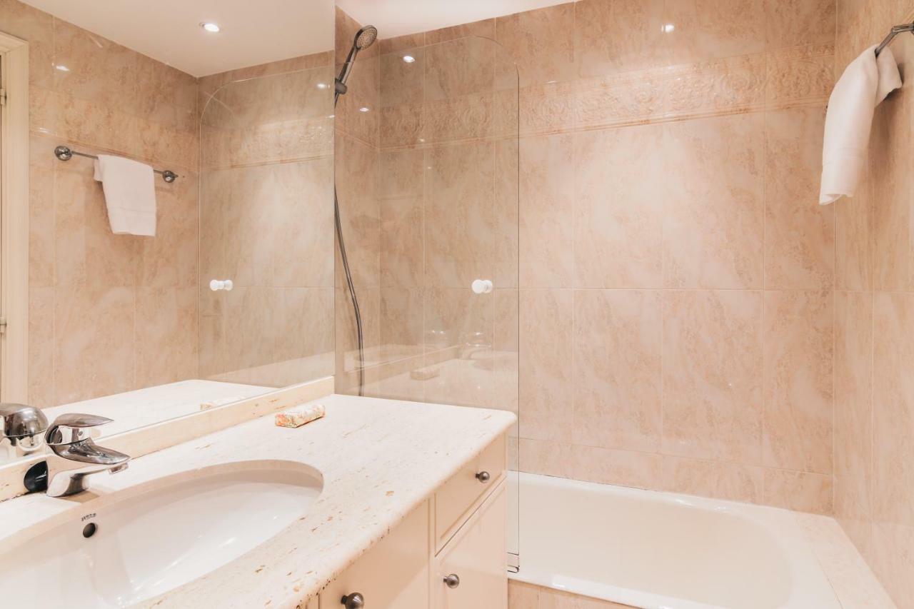Sani Apartment By People Rentals Bilbao Eksteriør bilde